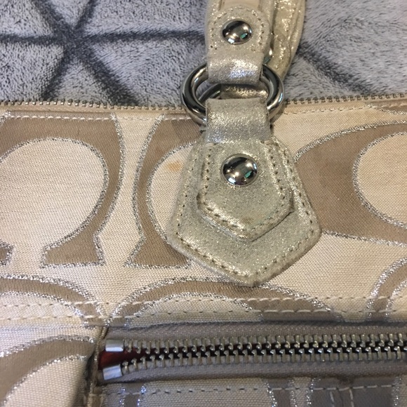 Coach handbag!  (PRICE DROP) - Picture 5 of 5